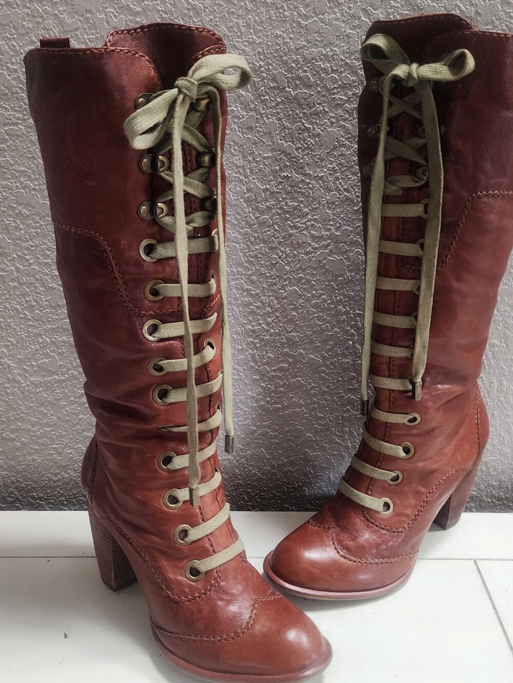 Vince Camuto Brown Leather Lace-Up Corset Women's Knee-High Victorian Boots, 8.5